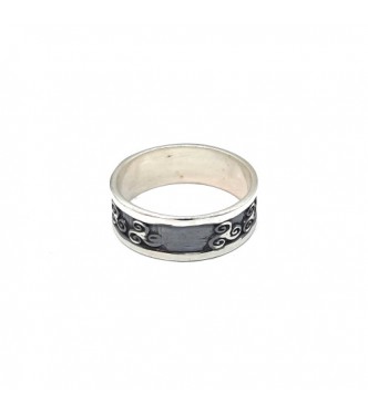 R002443 Genuine Sterling Silver Ring 8mm Band Triskelion Solid Hallmarked 925 Handmade